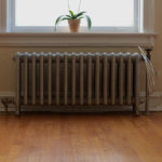 Adaptación de zócalos y radiadores para bombas de calor aire-agua